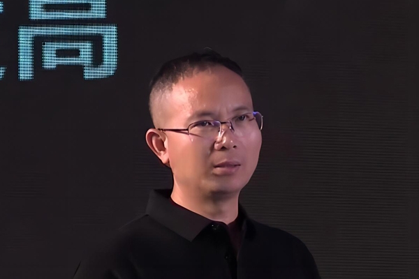 創(chuàng)明新能源謝冬生：愿您蛇年靈動如意，事業(yè)生活皆順遂！