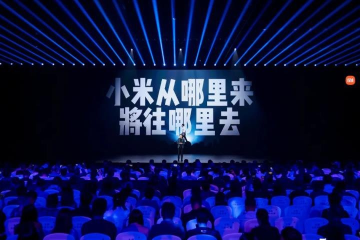 YU7正式發布！雷軍：未來五年小米預計再投入2000億研發費用