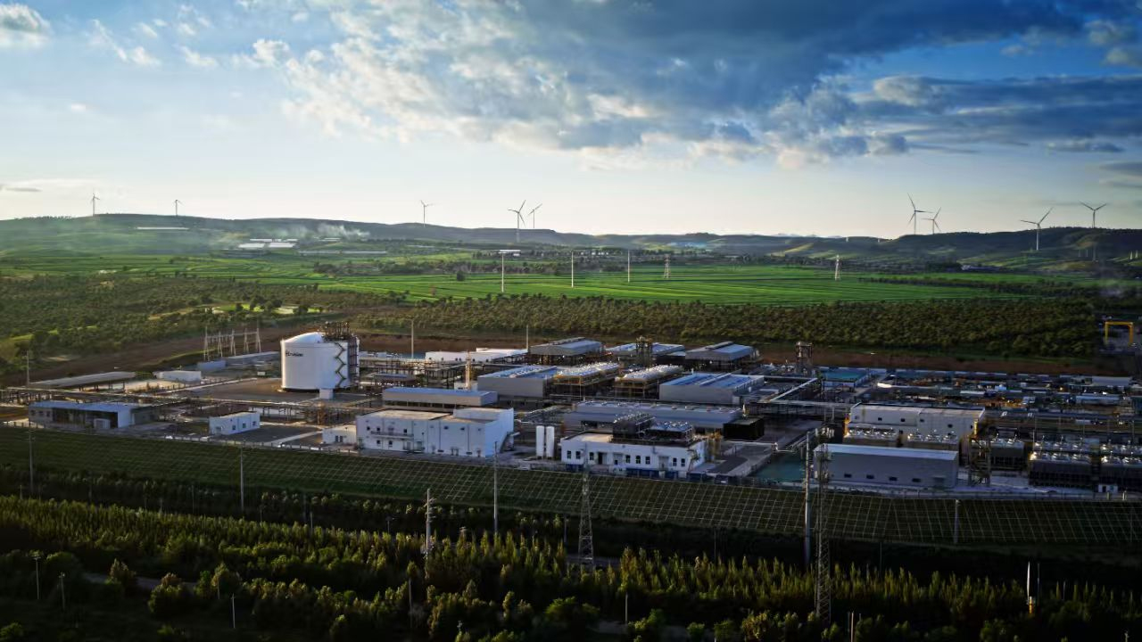 綠電直連賦能負極材料！遠景攜手旭陽打造零碳電池產業鏈閉環
