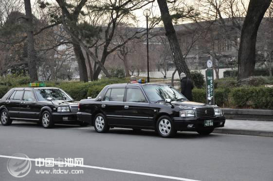 【獨家】日本汽車：路窄車更小，油貴停車難