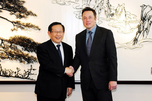 萬鋼部長會見美國特斯拉公司首席執行官馬斯克