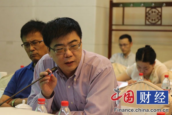 分布式光伏亟待資金東風(fēng) 企業(yè)界金融界合力破題融資難 分布式光伏亟待資金東風(fēng) 企業(yè)界金融界合力破題融資難