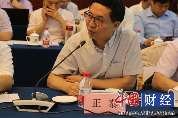 分布式光伏亟待資金東風(fēng) 企業(yè)界金融界合力破題融資難 分布式光伏亟待資金東風(fēng) 企業(yè)界金融界合力破題融資難