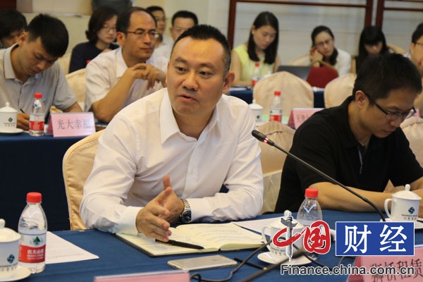 分布式光伏亟待資金東風(fēng) 企業(yè)界金融界合力破題融資難 分布式光伏亟待資金東風(fēng) 企業(yè)界金融界合力破題融資難