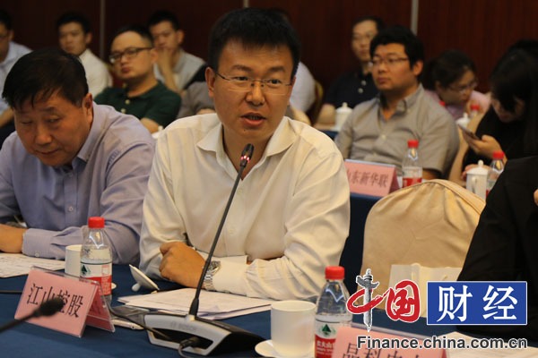 分布式光伏亟待資金東風 企業界金融界合力破題融資難 分布式光伏亟待資金東風 企業界金融界合力破題融資難