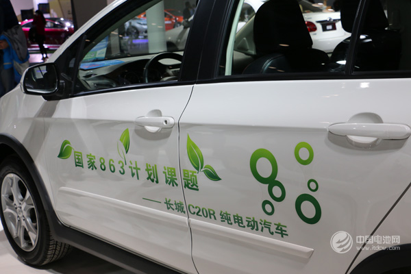 新能源汽車勿野蠻生長 安全問題更加重要