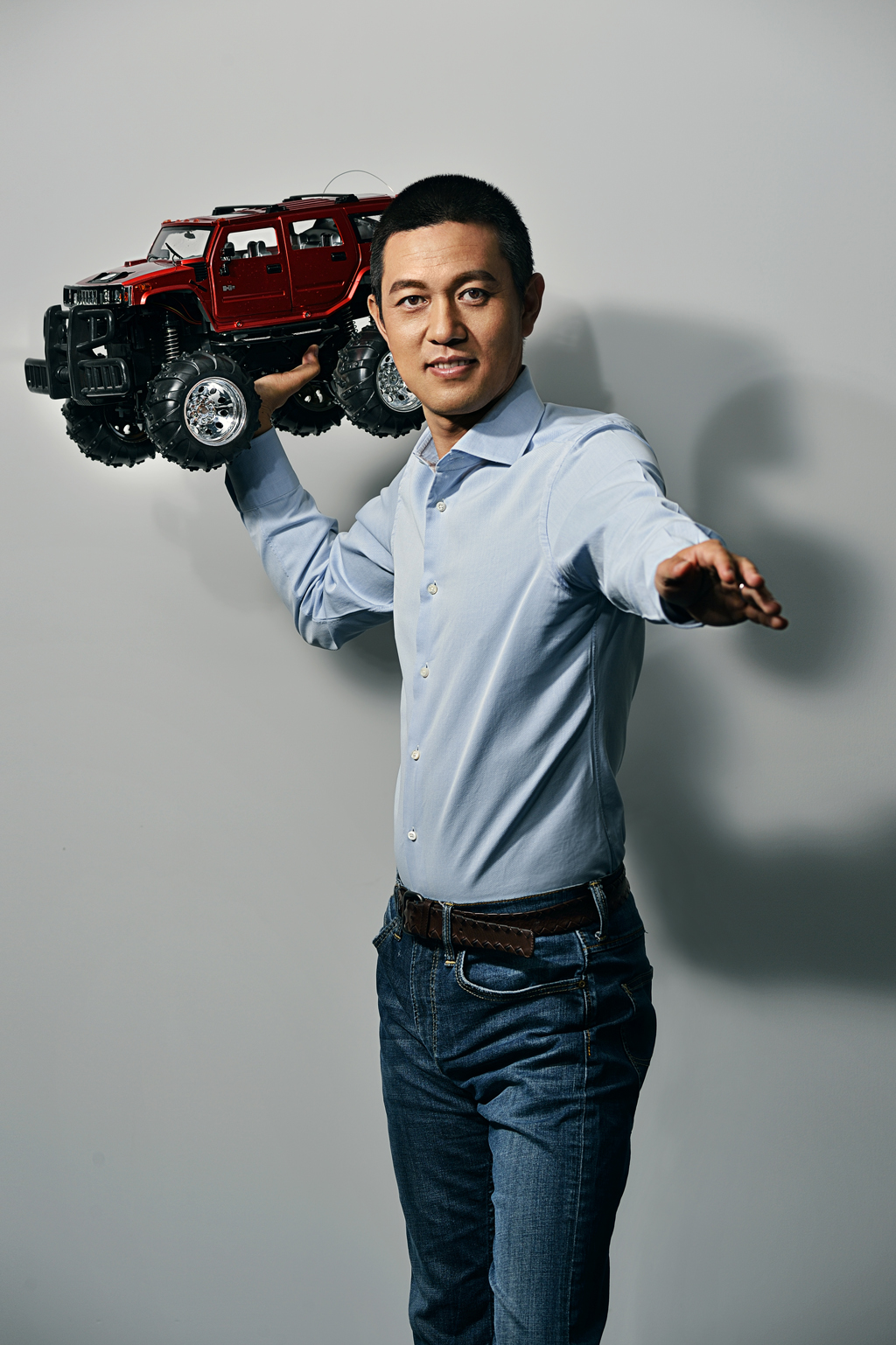 蔚來汽車?yán)畋? alt=