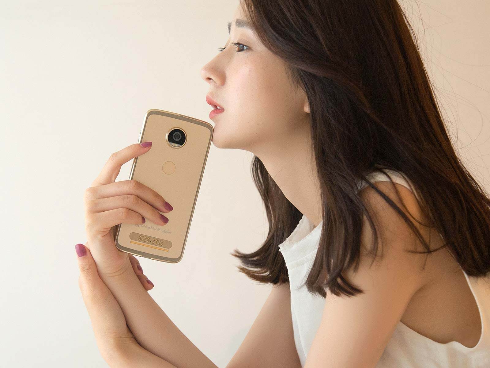聯(lián)想、黑莓推新機再闖“紅?！?手機老將能否掀波瀾