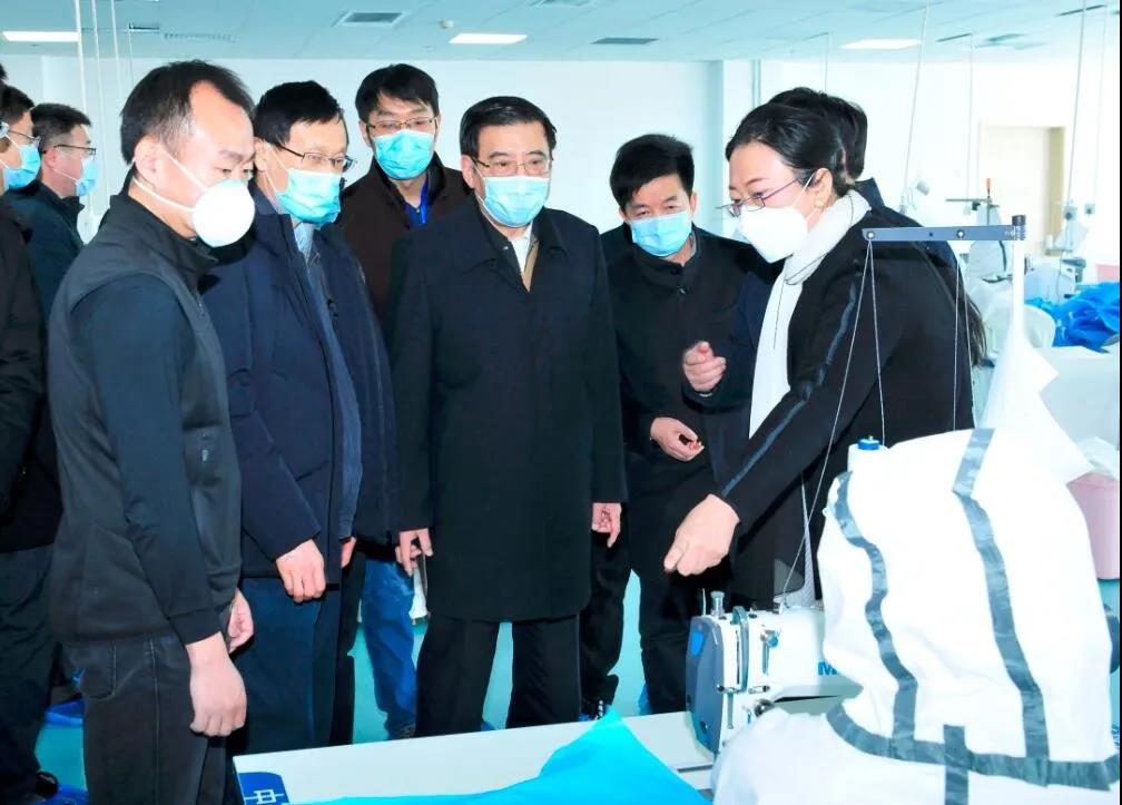 苗圩部長在北京調研醫療物資保障和企業復工復產情況