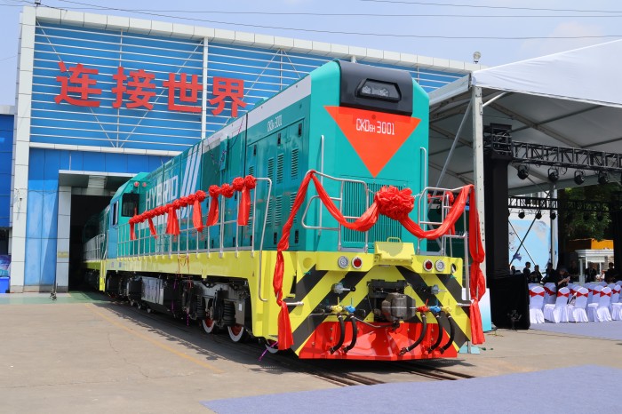 搭載磷酸鐵鋰動力電池！我國系列化標準新能源機車產品首次出口海外